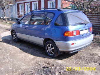 Toyota Ipsum