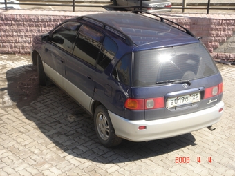 1996 Toyota Ipsum