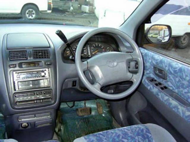 1996 Toyota Ipsum