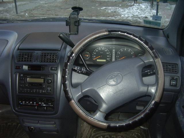 1996 Toyota Ipsum