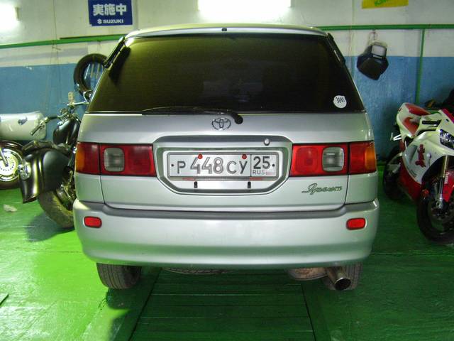 1996 Toyota Ipsum