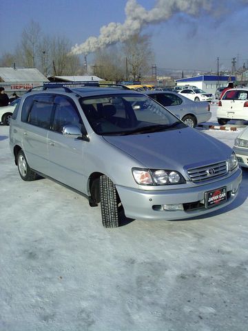 1996 Toyota Ipsum