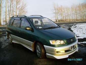 1996 Toyota Ipsum