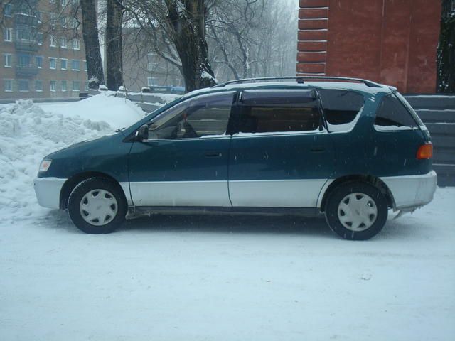 1996 Toyota Ipsum