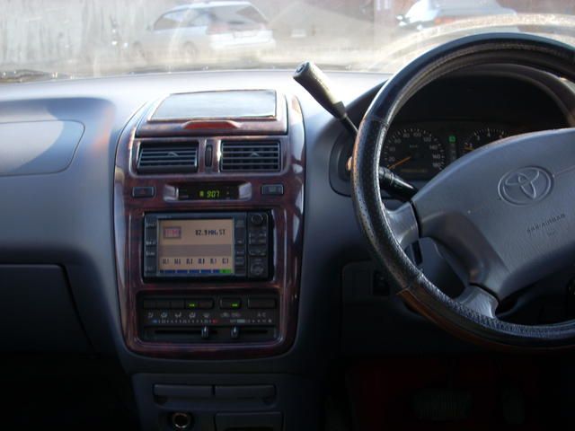 1996 Toyota Ipsum