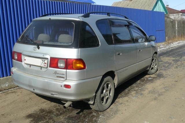 1996 Toyota Ipsum