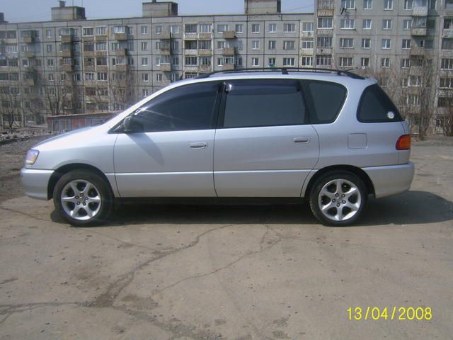 1996 Toyota Ipsum