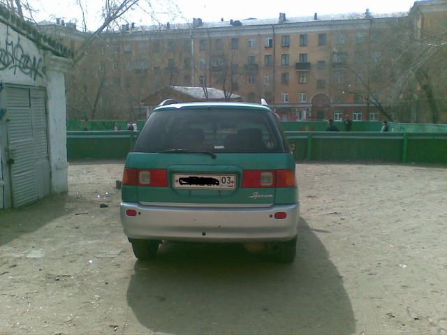 1996 Toyota Ipsum
