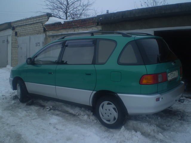 1996 Toyota Ipsum