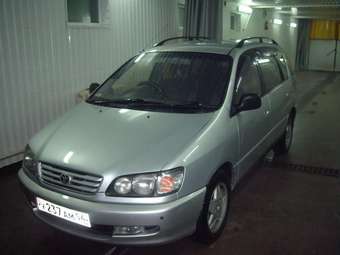 1996 Toyota Ipsum