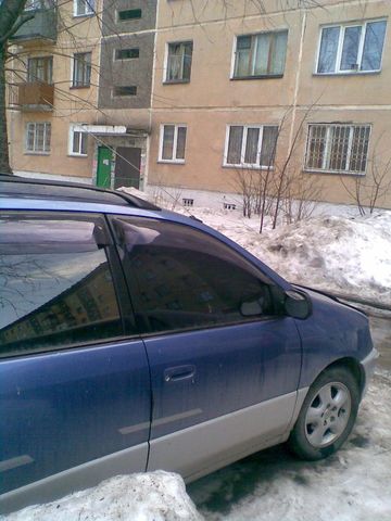 1996 Toyota Ipsum