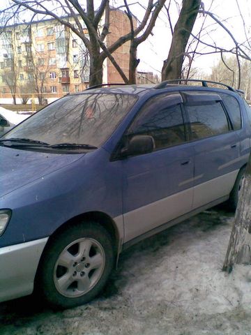 1996 Toyota Ipsum