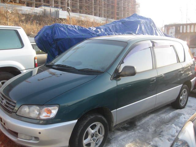 1996 Toyota Ipsum