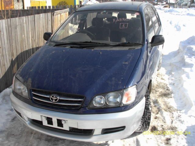 1996 Toyota Ipsum