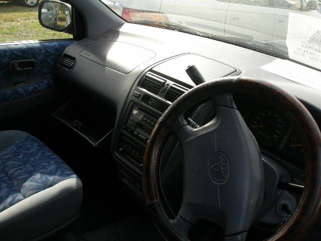 1996 Toyota Ipsum