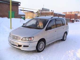 Toyota Ipsum