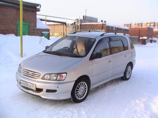 1996 Toyota Ipsum