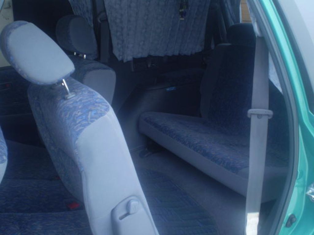 1996 Toyota Ipsum