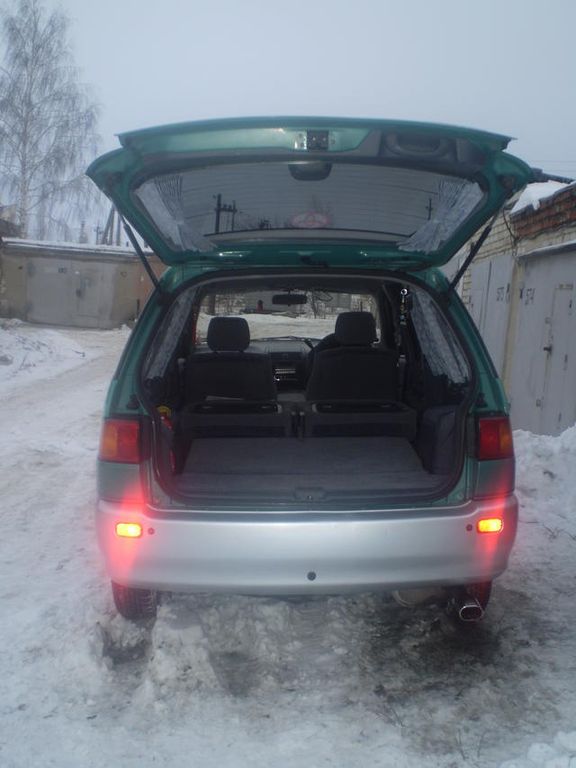 1996 Toyota Ipsum