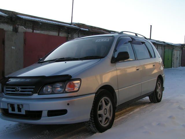 1996 Toyota Ipsum