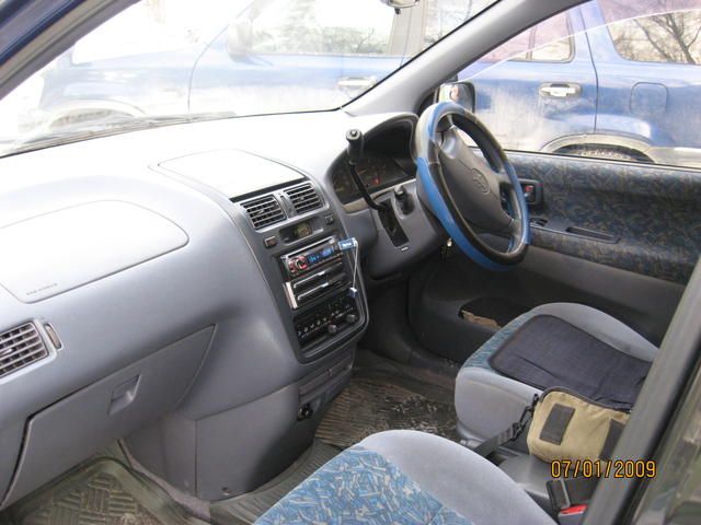 1996 Toyota Ipsum