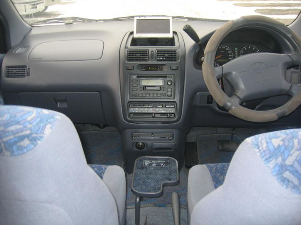 1996 Toyota Ipsum