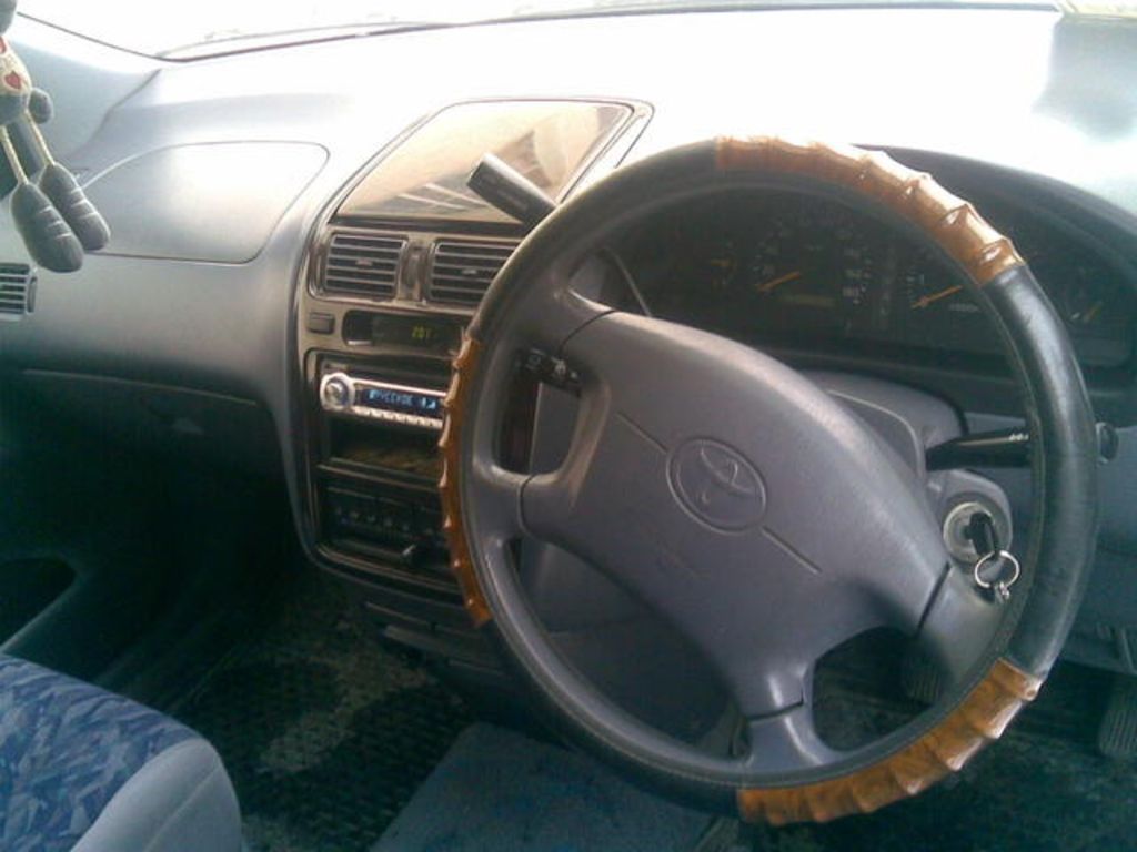 1996 Toyota Ipsum