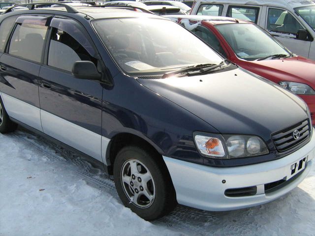 1996 Toyota Ipsum