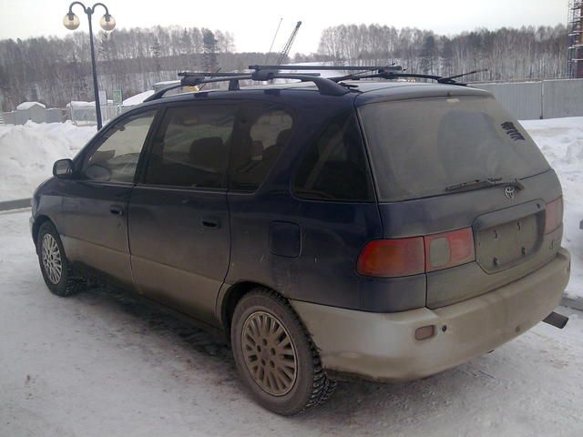 1996 Toyota Ipsum