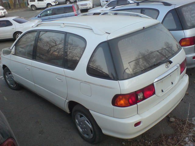 1996 Toyota Ipsum