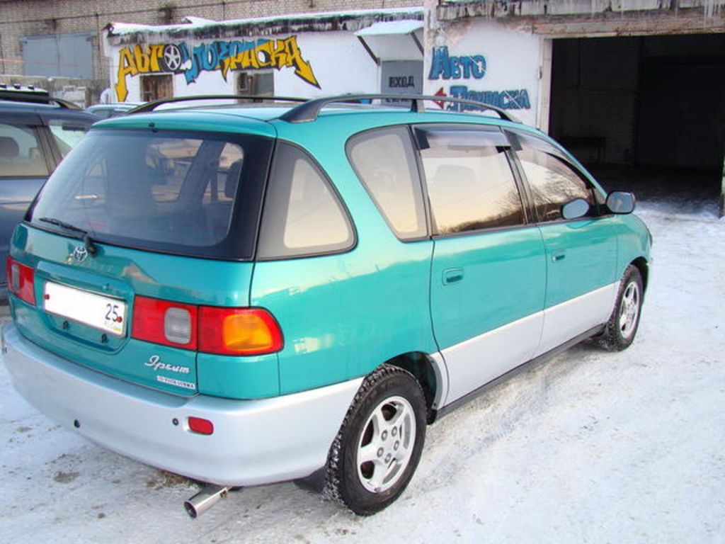 1996 Toyota Ipsum