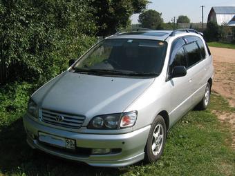 1996 Toyota Ipsum