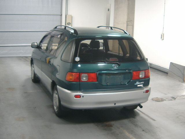 1996 Toyota Ipsum Pictures