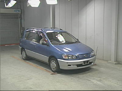 1996 Toyota Ipsum Photos