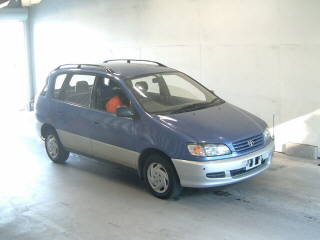 1996 Toyota Ipsum Photos