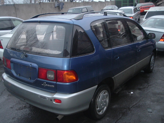 1996 Toyota Ipsum Photos