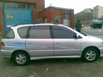 1996 Toyota Ipsum Photos