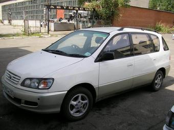 1997 Toyota Ipsum