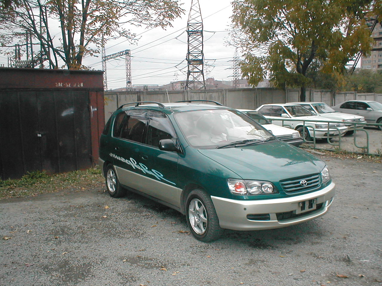 1997 Toyota Ipsum