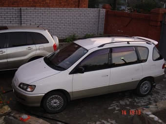 1997 Toyota Ipsum