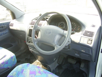 Toyota Ipsum