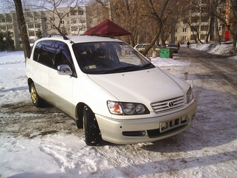 1997 Toyota Ipsum