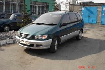1997 Toyota Ipsum