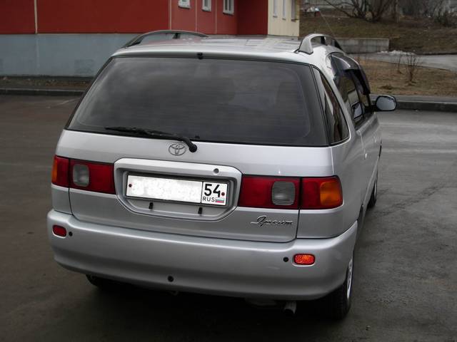 1997 Toyota Ipsum