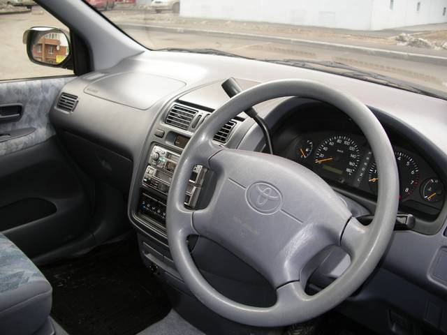 1997 Toyota Ipsum