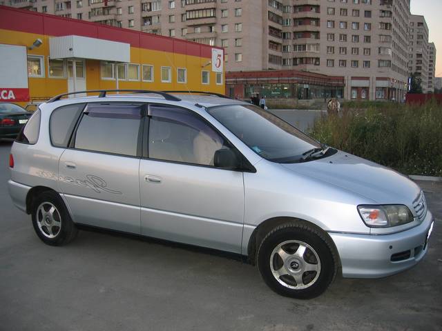 1997 Toyota Ipsum