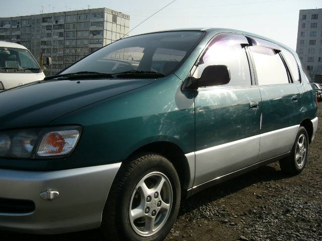1997 Toyota Ipsum