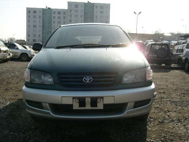 1997 Toyota Ipsum