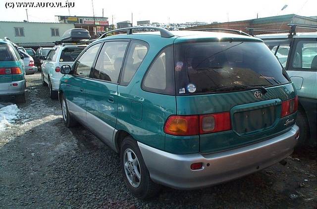 1997 Toyota Ipsum