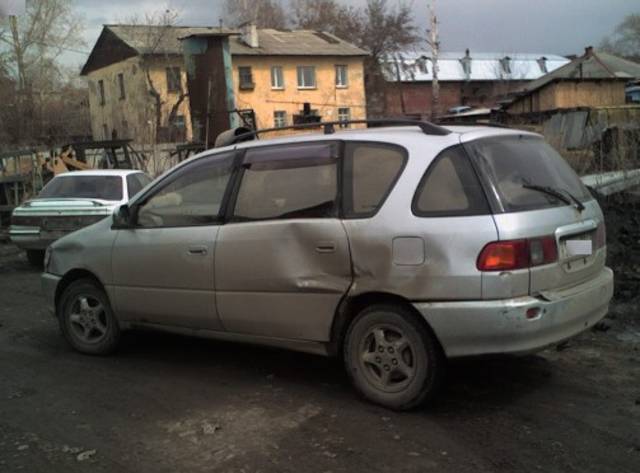 1997 Toyota Ipsum